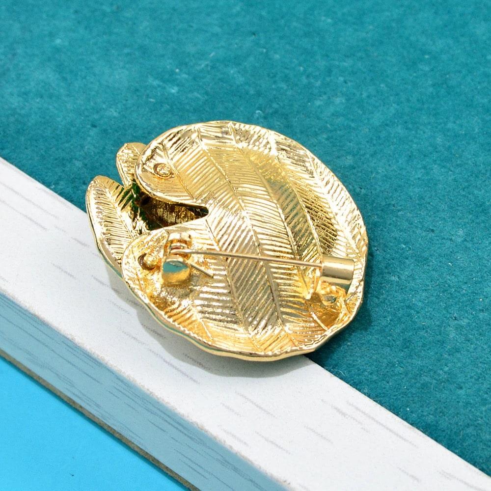 Brosa aurie, forma de frunza de nufar si broscuta, Larsine C1 - Pursehuit.ro