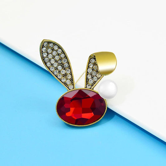 Brosa aurie, forma de iepure, cu pietre si perla, Mandrup C2 - Pursehuit.ro