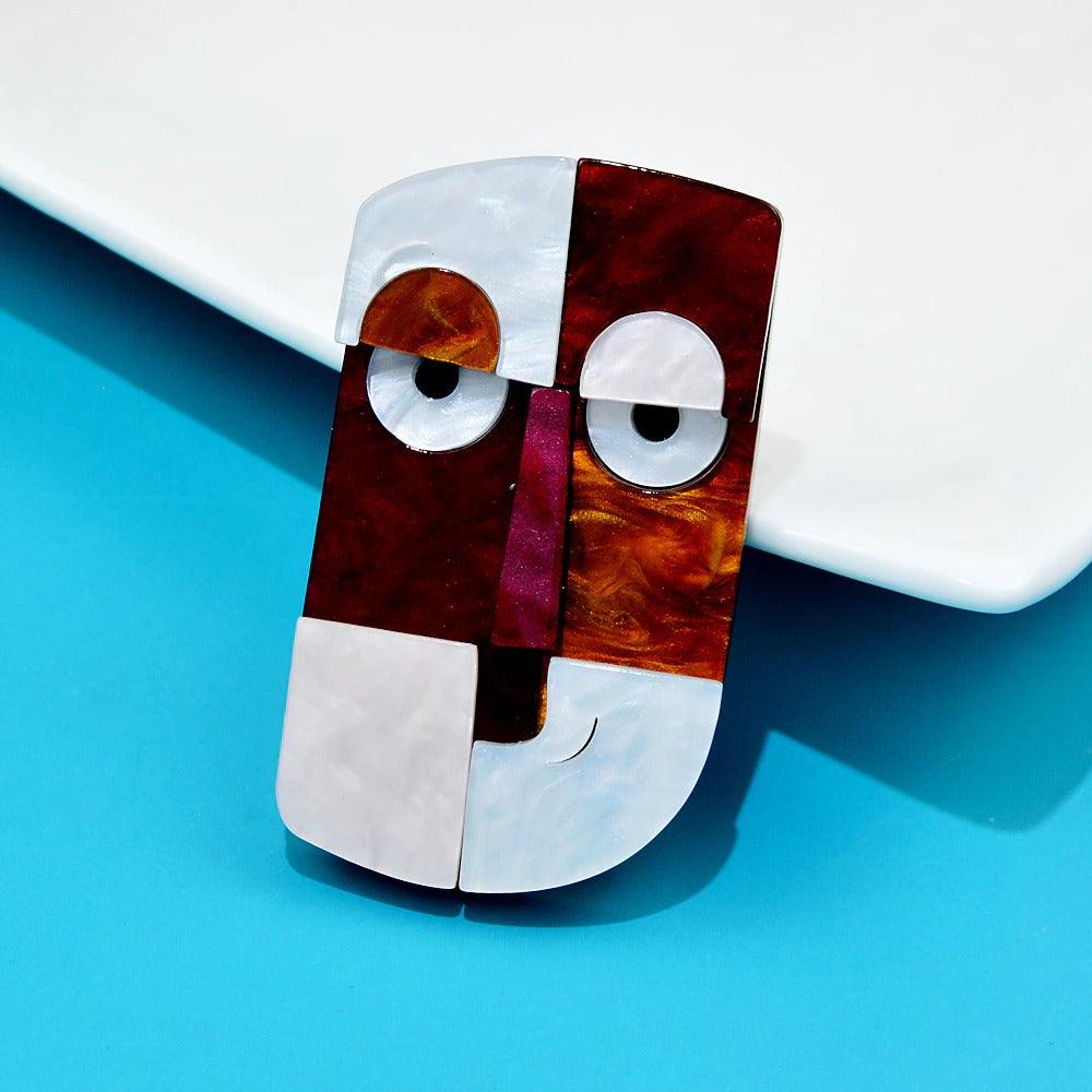 Brosa maro, forma de fata umana abstracta, Alfsol C1 - Pursehuit.ro