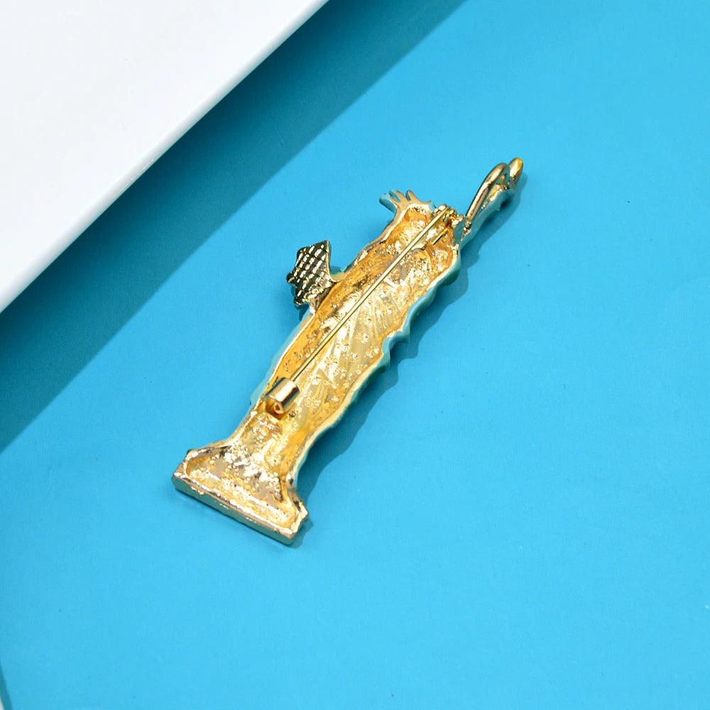 Brosa verde, forma de statuia Libertatii, Alfride C1 - Pursehuit.ro