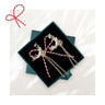 Brosa aurie, dubla, forma de cerbi, cu snur de martisor si cutiuta cadou, Alotte - Pursehuit.ro