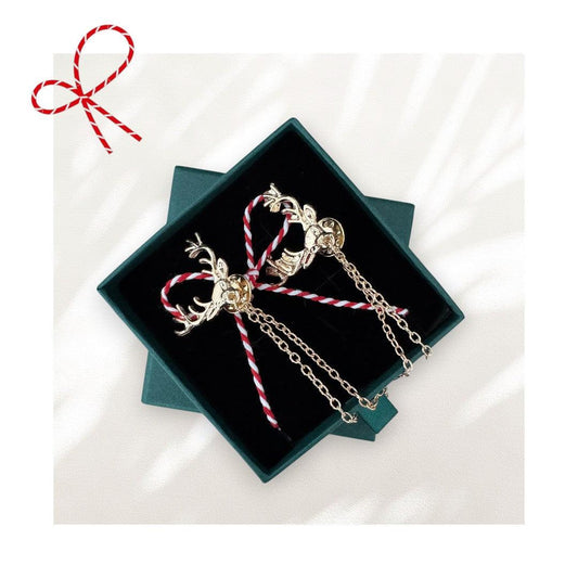 Brosa aurie, dubla, forma de cerbi, cu snur de martisor si cutiuta cadou, Alotte - Pursehuit.ro