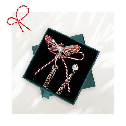 Brosa aurie, forma de libelula, cu snur de martisor si cutiuta cadou, Almira - Pursehuit.ro