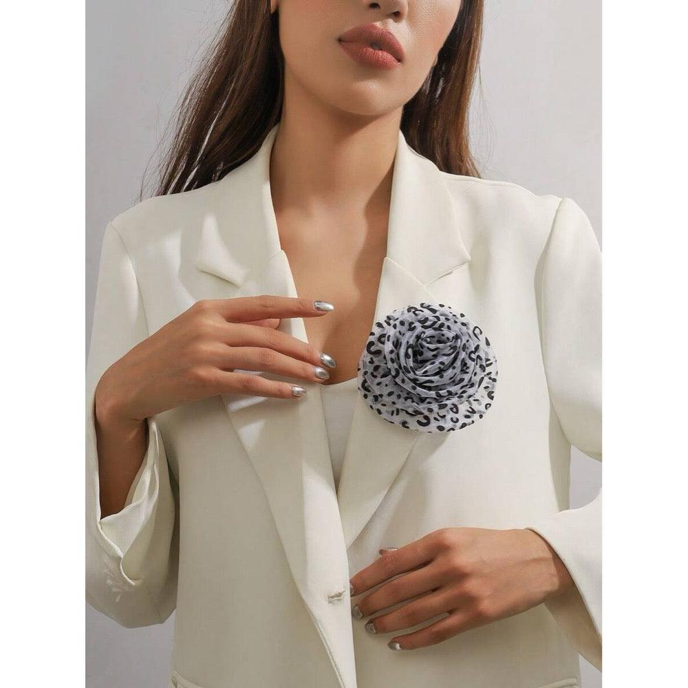 Brosa tip floare, gri, animal print, Anker C22 - Pursehuit.ro