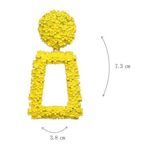 Cercei cu textura incretita, galbeni, Alison C16 - Pursehuit.ro