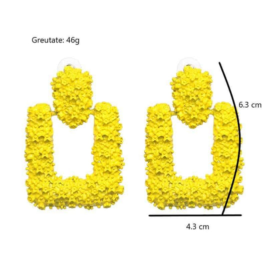 Cercei galbeni, forma patrata, textura incretita, Christiina C5 - Pursehuit.ro