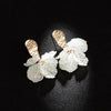 Cercei aurii, cu petale albe, Heloise C22