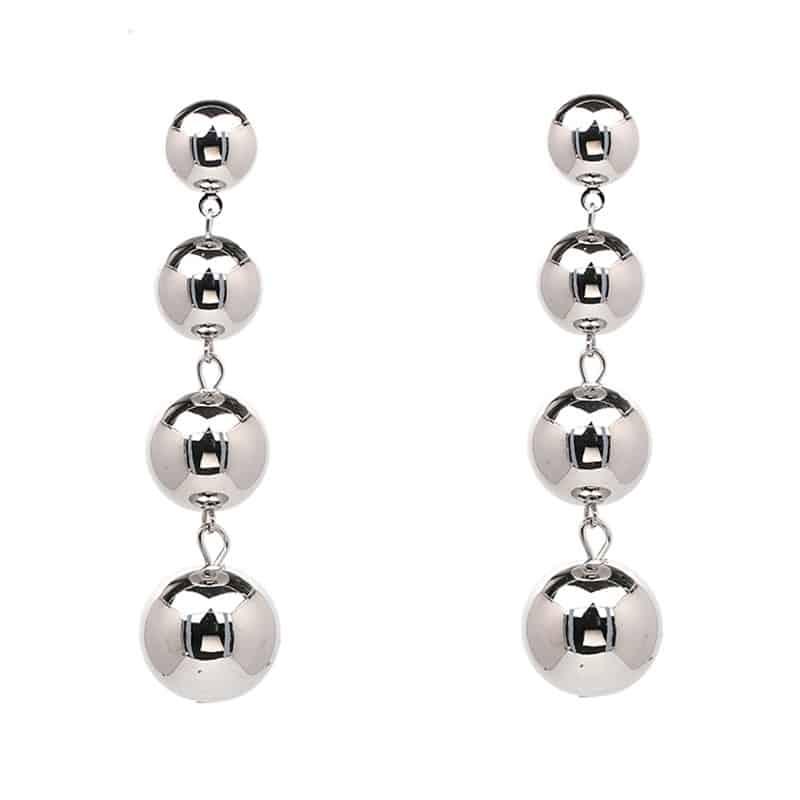 Cercei argintii, lungi, cu bile, Jeanette C8 - Pursehuit.ro