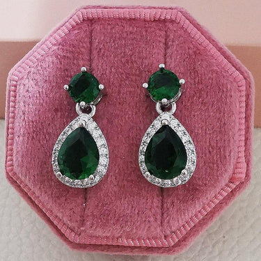 Cercei argintii, cu clips, forma de lacrima, cu pietre verzi din zirconiu, Elaf C6 - Pursehuit.ro