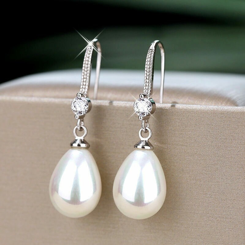 Cercei argintii, cu perle si pietre din zirconiu, Karolina C8