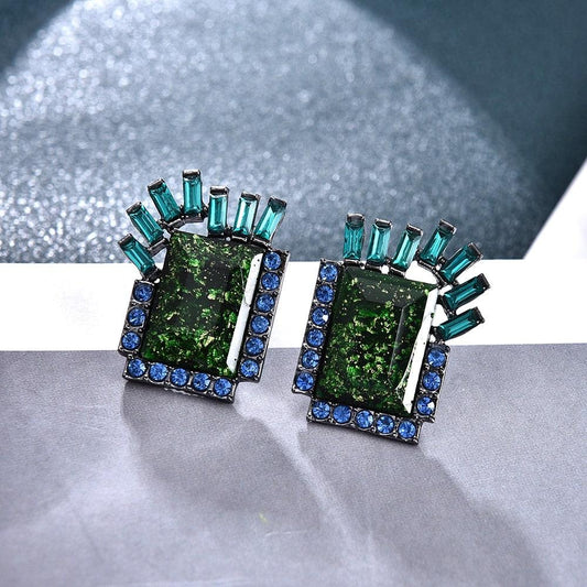 Cercei argintii, dreptunghiulari, cu pietre verzi, Edvin C3 - Pursehuit.ro