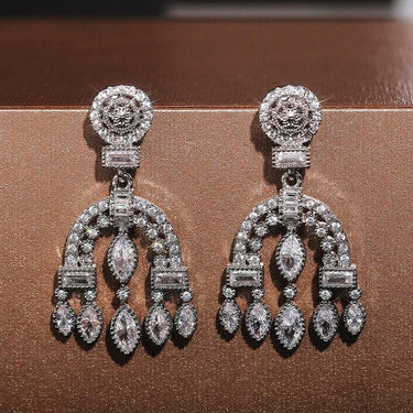 Cercei argintii, forma de candelabru, cu pietre din zirconiu, Toiny C5 - Pursehuit.ro