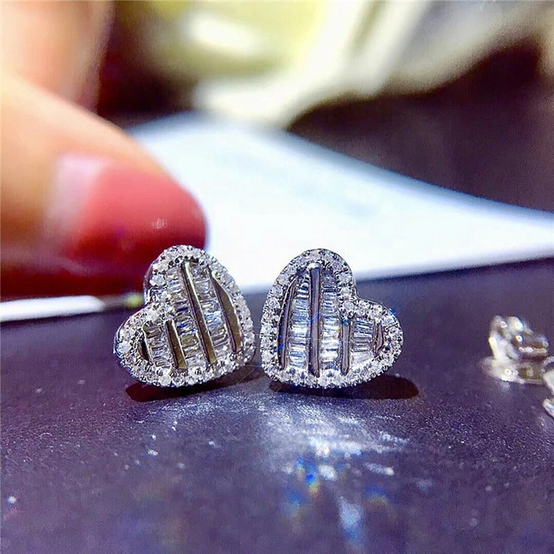 Cercei argintii, forma de inima, cu piatre din zirconiu, Novalee C5