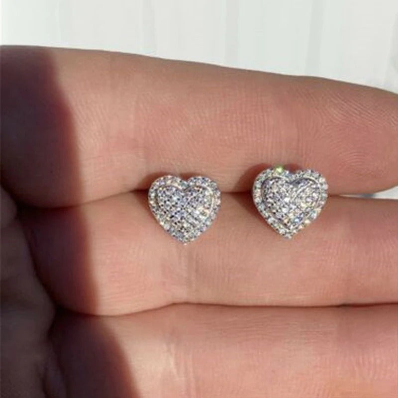 Cercei argintii, forma de inima, cu pietre din zirconiu, Noreen C5