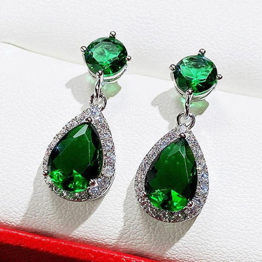 Cercei argintii, forma de lacrima, cu pietre verzi din zirconiu, Susy C14 - Pursehuit.ro