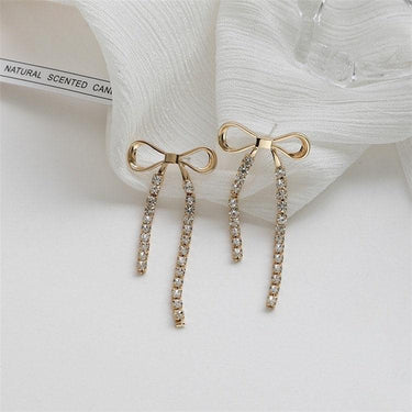 Cercei aurii, cu clips, forma de funda, cu pietre, Elfrida C3 - Pursehuit.ro