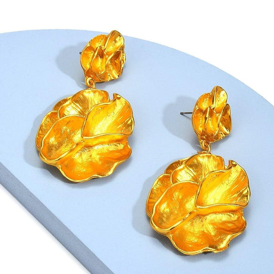 Cercei aurii, forma de floare, Groa C4 - Pursehuit.ro