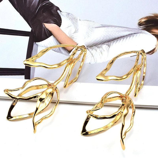 Cercei aurii, forma de lalea, Trud C2 - Pursehuit.ro