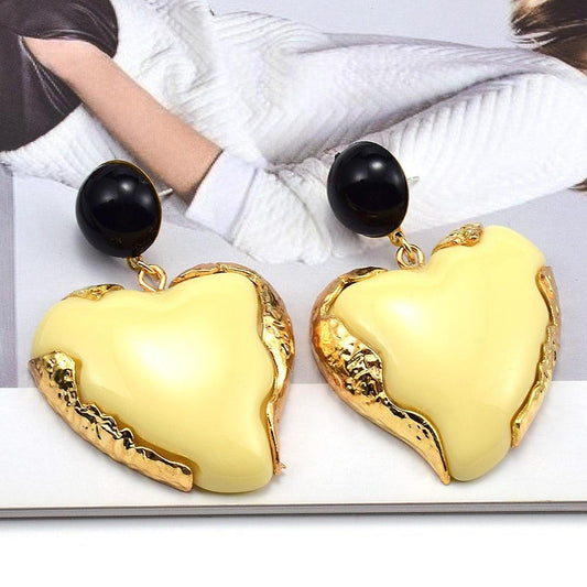 Cercei aurii, in forma de inima, cu pietre bej, Gero C4 - Pursehuit.ro