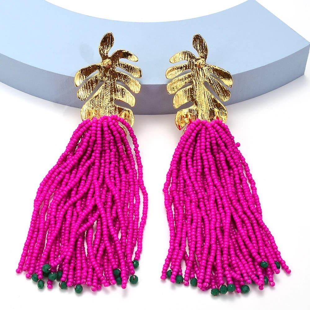 Cercei aurii, lungi, cu franjuri din margelute roz si frunza, Valeska C4 - Pursehuit.ro