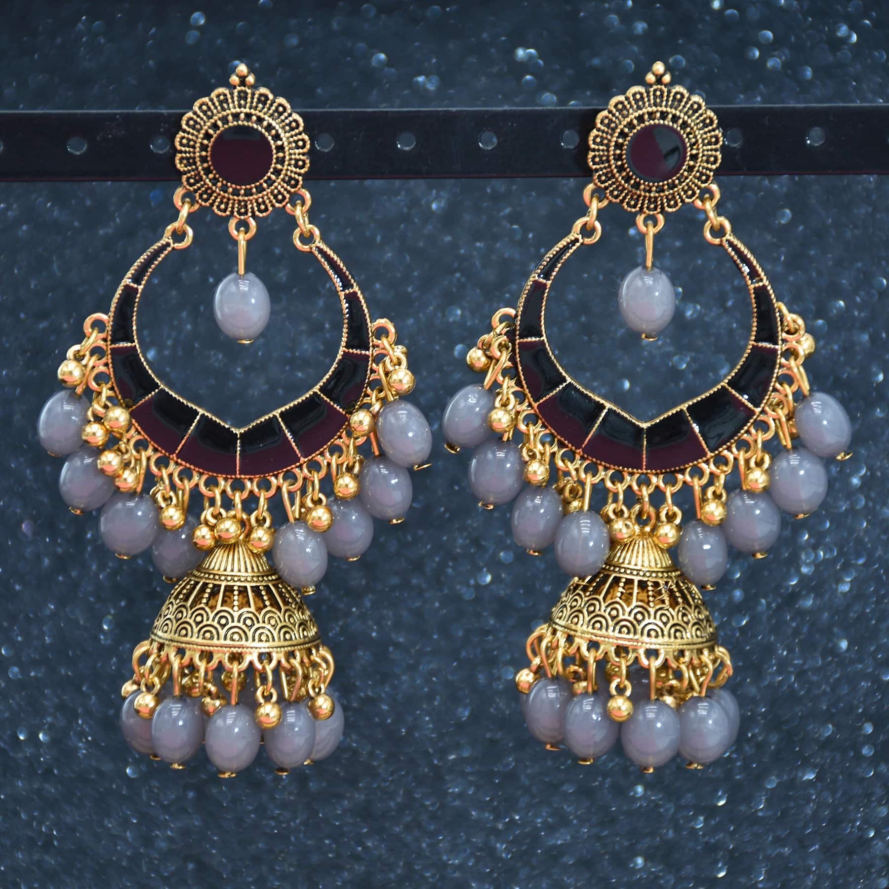 Cercei aurii, stil indian, cu margelute gri si clopotei, Sanita C20