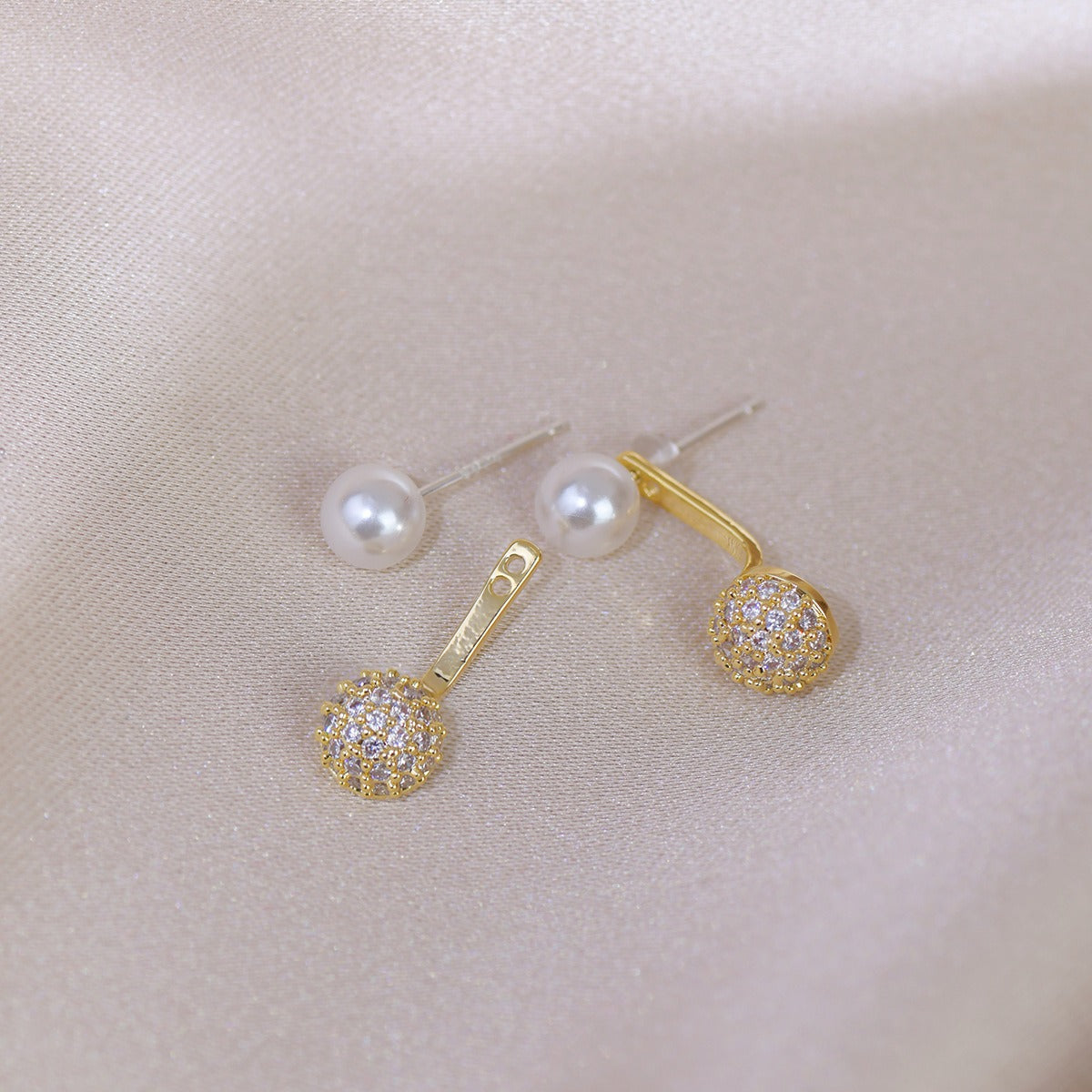 Cercei aurii, suflati cu aur 14k, cu perle si pietre, Miriam C2