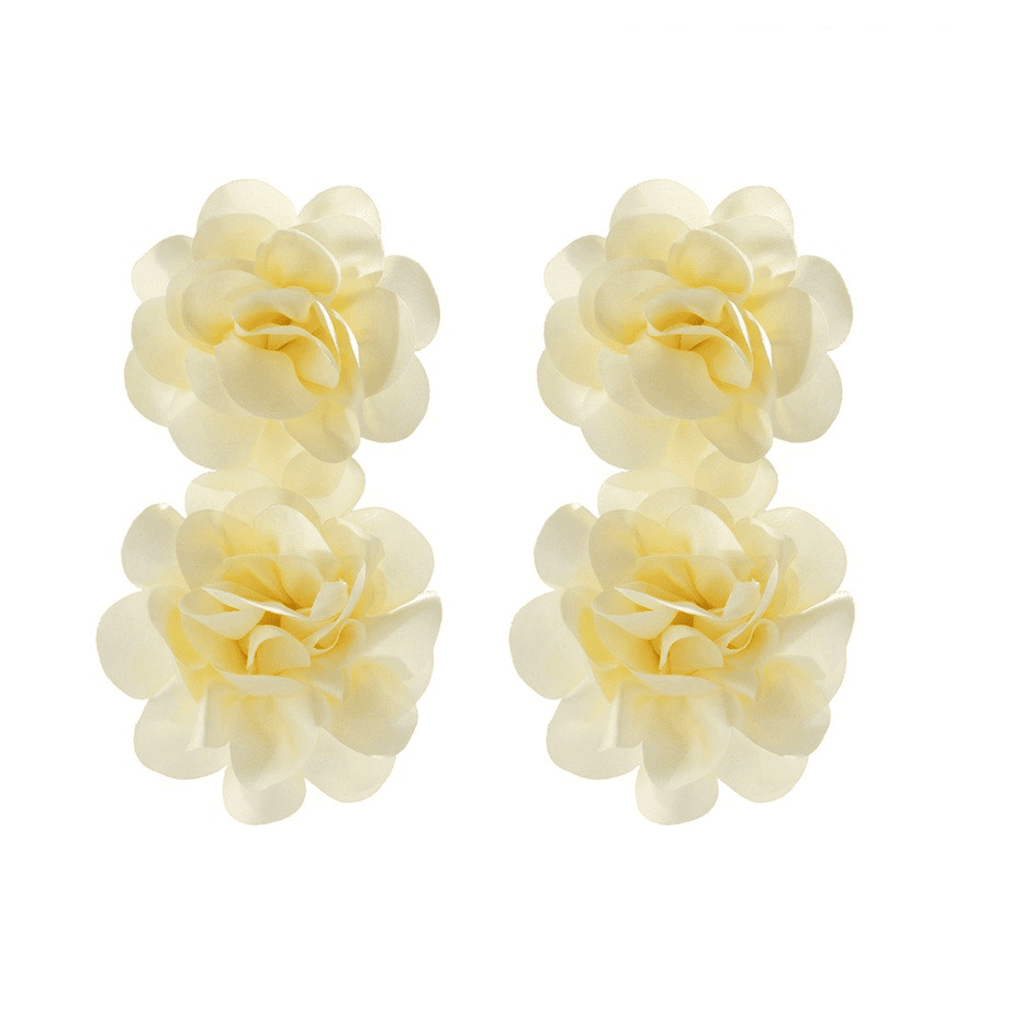 Cercei bej, forma de flori cu petale, Hartley C6