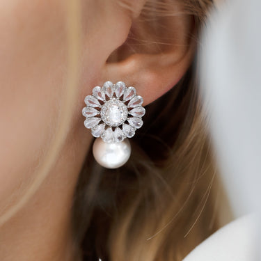 Cercei argintii, cu perla si pietre din zirconiu, Tiana C19