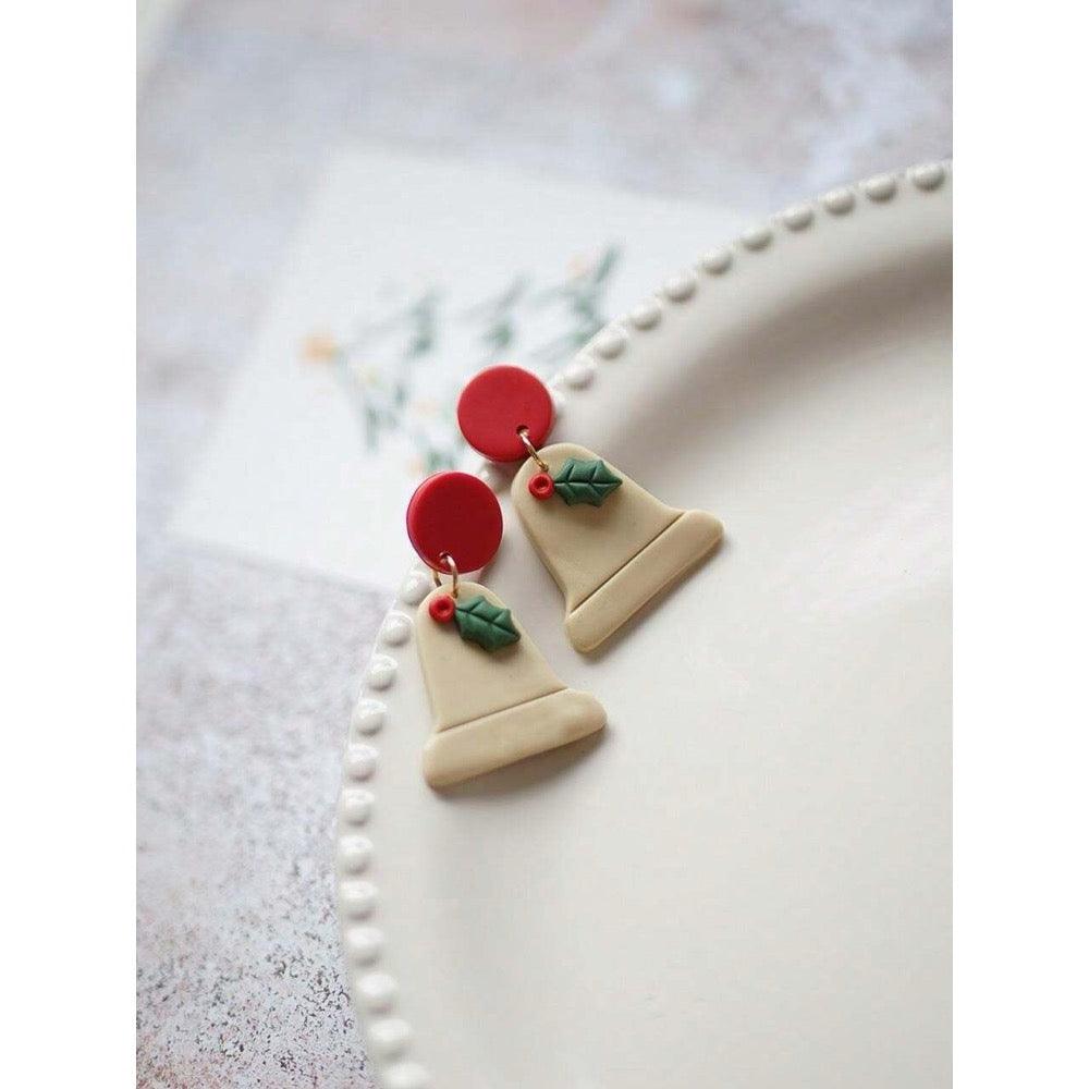 Cercei bej, forma de clopotel de Craciun, plus cutie cadou, Bells C23 - Pursehuit.ro