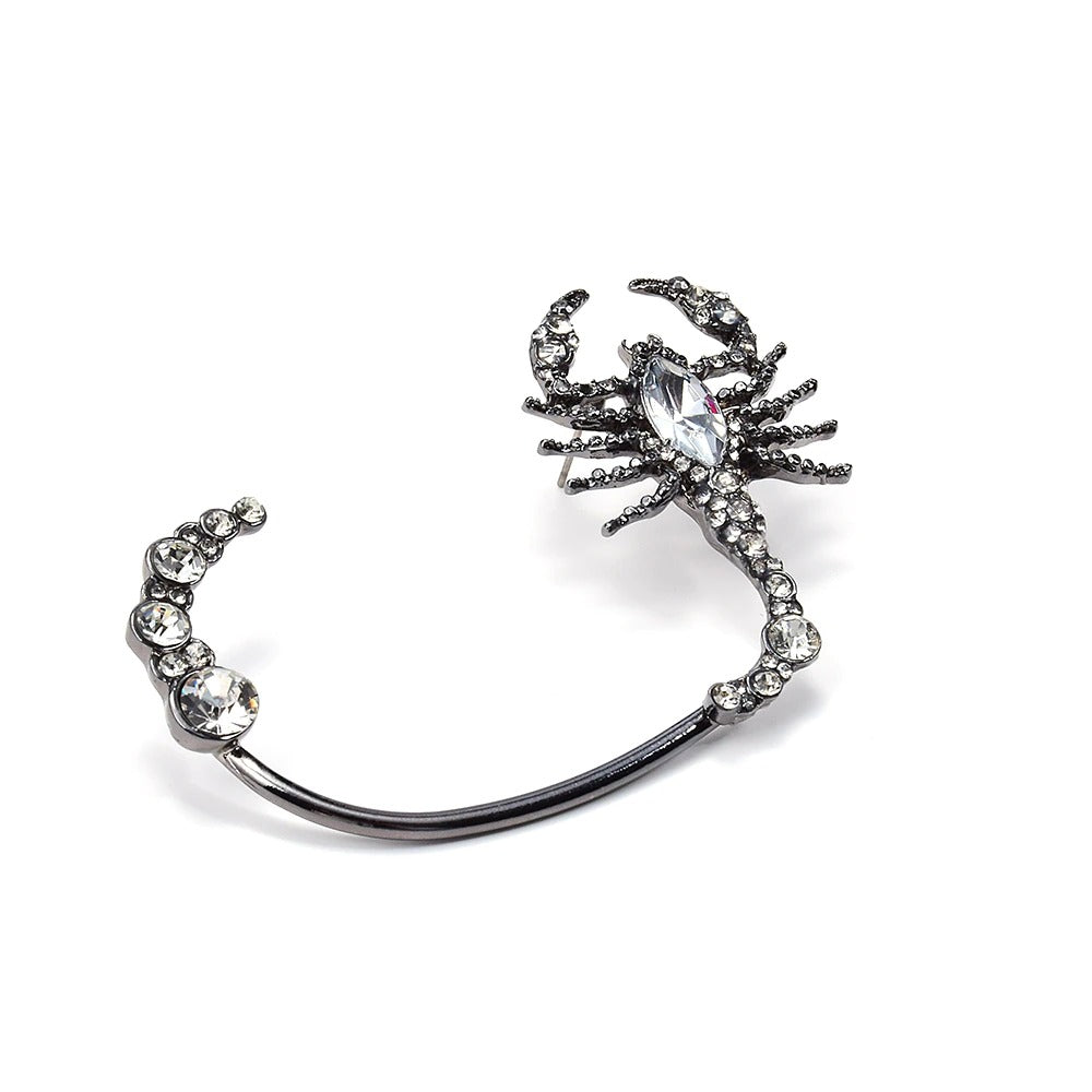 Cercel ear cuff, argintiu, forma de scorpion, cu pietre, Paick C4