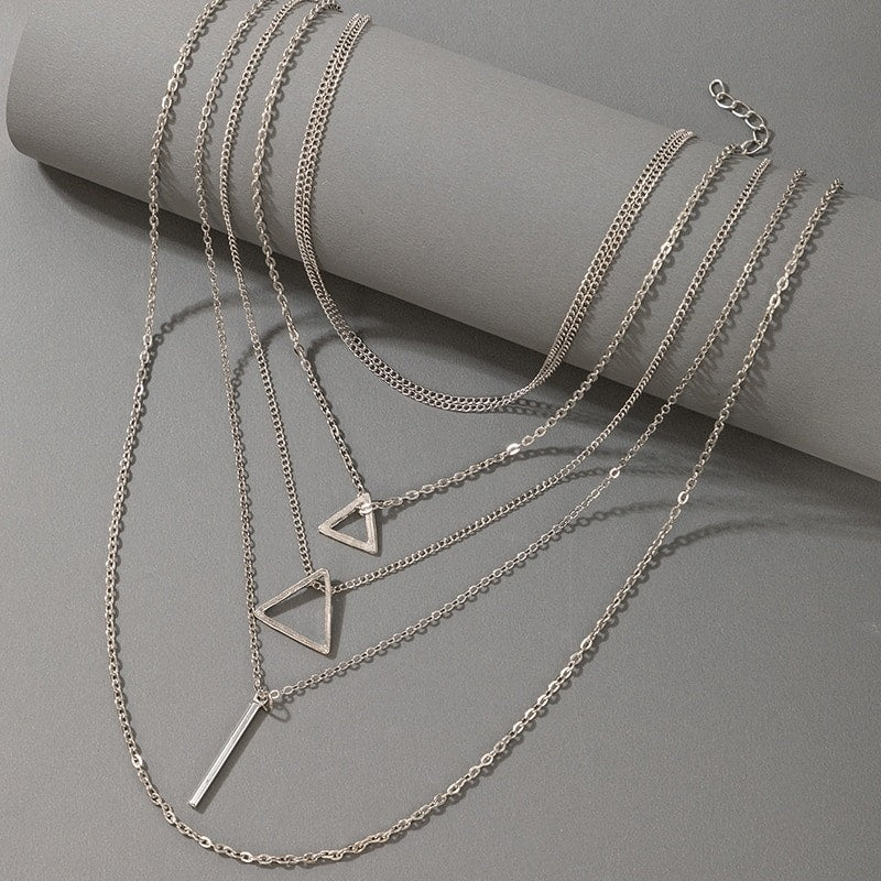 Colier argintiu, in 4 straturi, cu tija si triunghiuri, Selvie C21 OUT