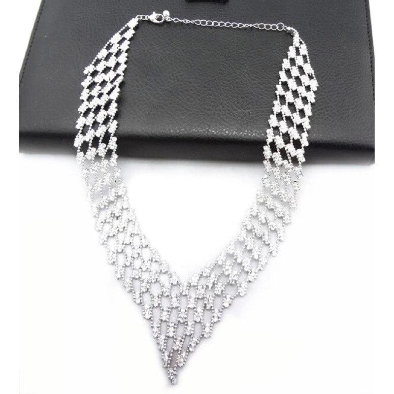 Colier argintiu, masiv, cu pietre, Philina C8 - Pursehuit.ro