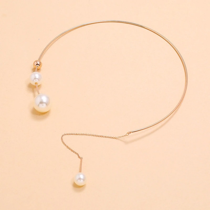 Colier auriu, cu perle, Alma C11