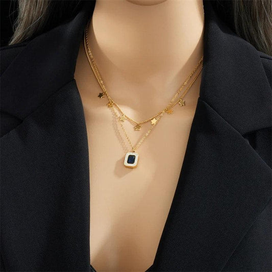 Colier auriu, in 2 straturi, cu stelute si pietre, din otel inoxidabil, Delia C5 - Pursehuit.ro