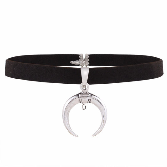 Colier choker negru, cu semiluna argintie, Scarlet C19