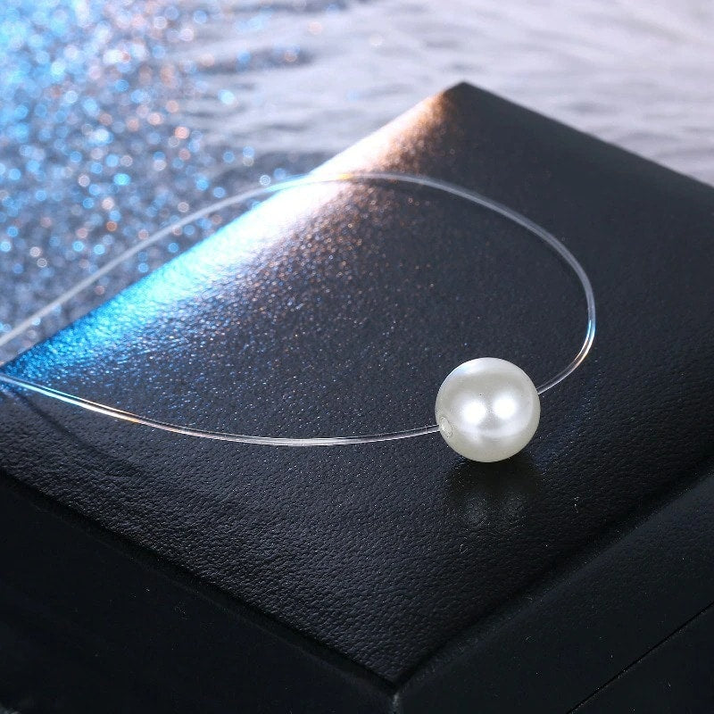 Colier cu fir transparent, cu perla, Valme C11