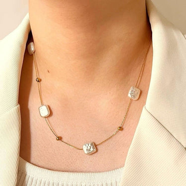Colier auriu, cu perle patrate, suflat cu aur 14k, Davie C9