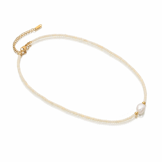 Colier auriu, din otel inoxidabil 316L, placat cu aur 18K PVD, cu margelute albe si perla, Henrica C14