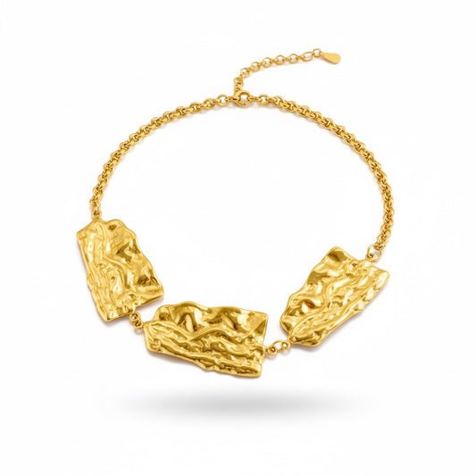 Colier auriu, din otel inoxidabil, suflat cu aur 18k, cu piese neregulate, texturate, Rosaura C5