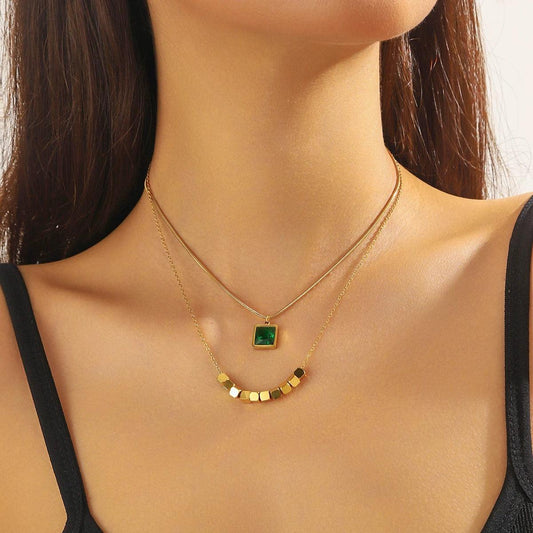 Colier auriu, din otel inoxidabil, suflat cu aur 18k, in 2 straturi, cu piatra verde, Eimar C2 - Pursehuit.ro