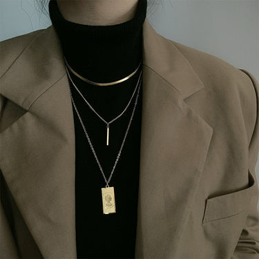 Colier auriu, in 3 straturi, din otel inoxidabil, suflat cu aur 18k, Denisa C6