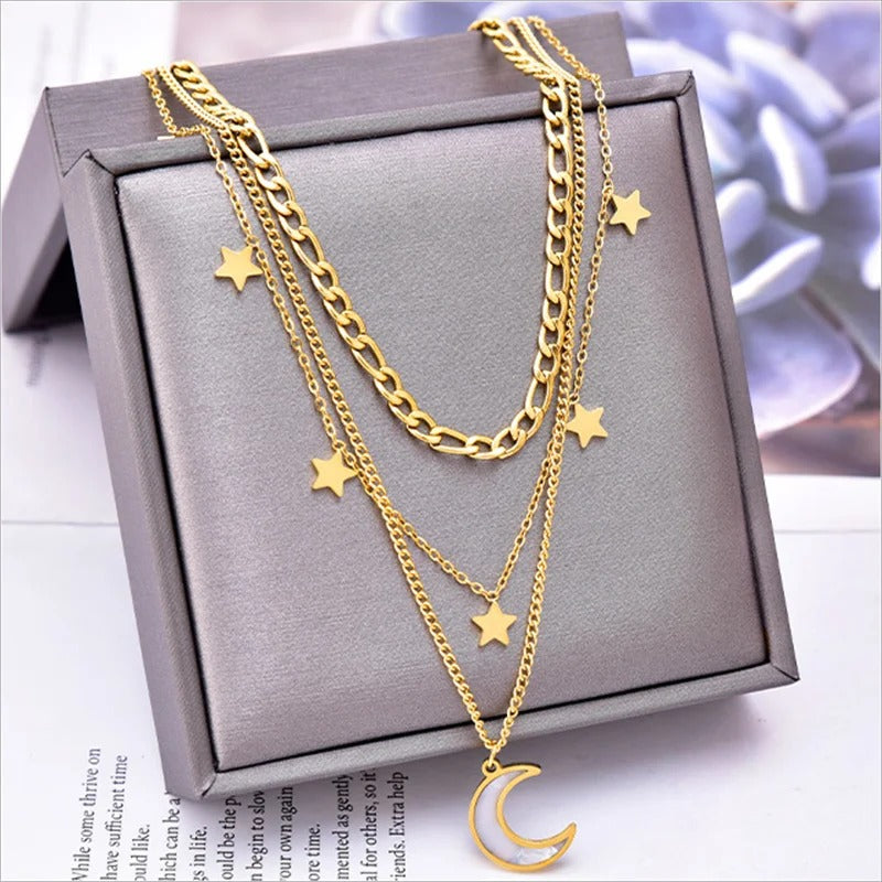 Colier auriu, otel inoxidabil, suflat cu aur 18k, in 3 straturi, cu stelute si semiluna, Delila C1