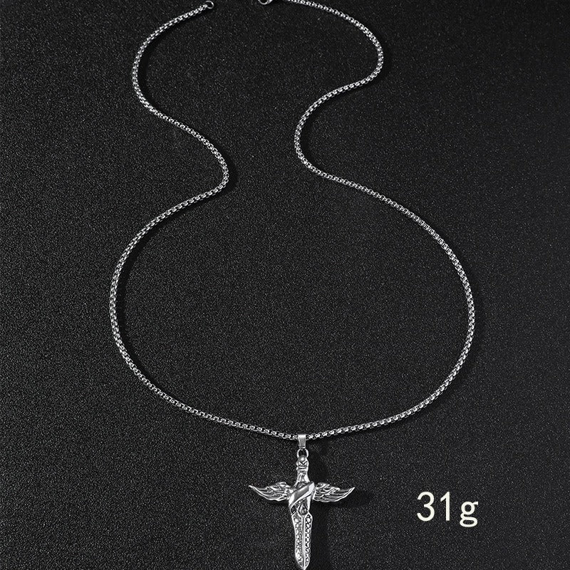 Colier barbati, argintiu, din otel inoxidabil, suflat cu aur 18k, cu pandantiv sabie si aripi, Pieter C9