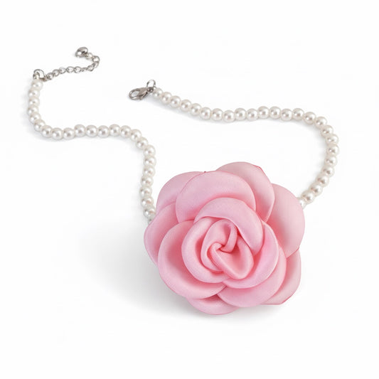 Colier choker, cu perle si floare roz, Begitta C14