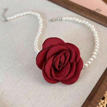 Colier choker, cu perle si floare visinie, Bendicta C14 OUT - Pursehuit.ro
