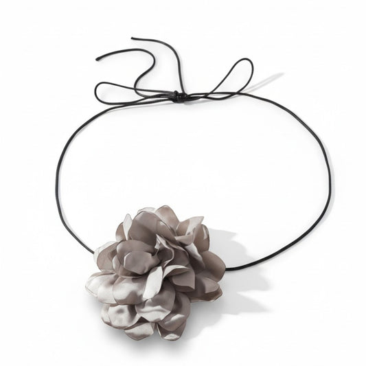 Colier choker, gri, cu floare, Bernadeth C15