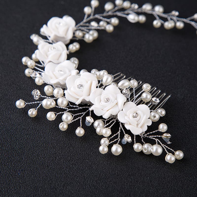Coronita Modelatoare, argintie, cu perle si floricele, Magda C8