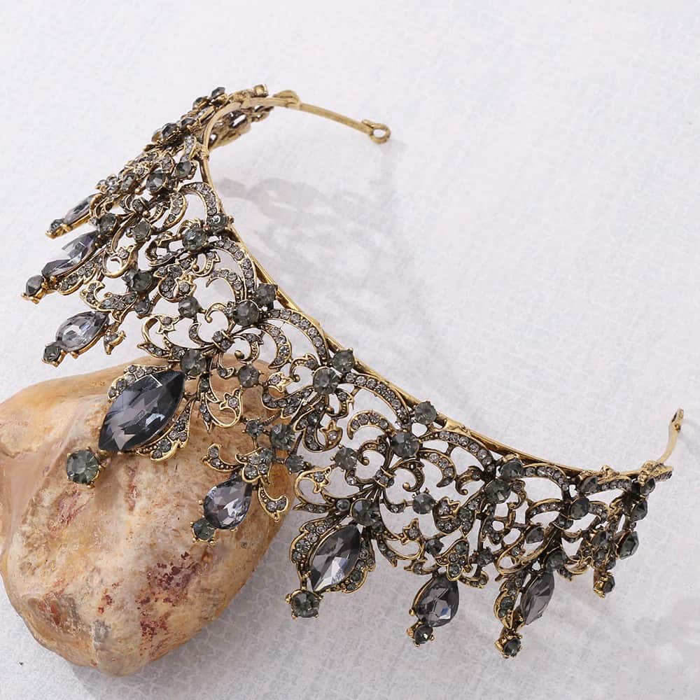 Coronita aramie, cu pietre gri, Male C24