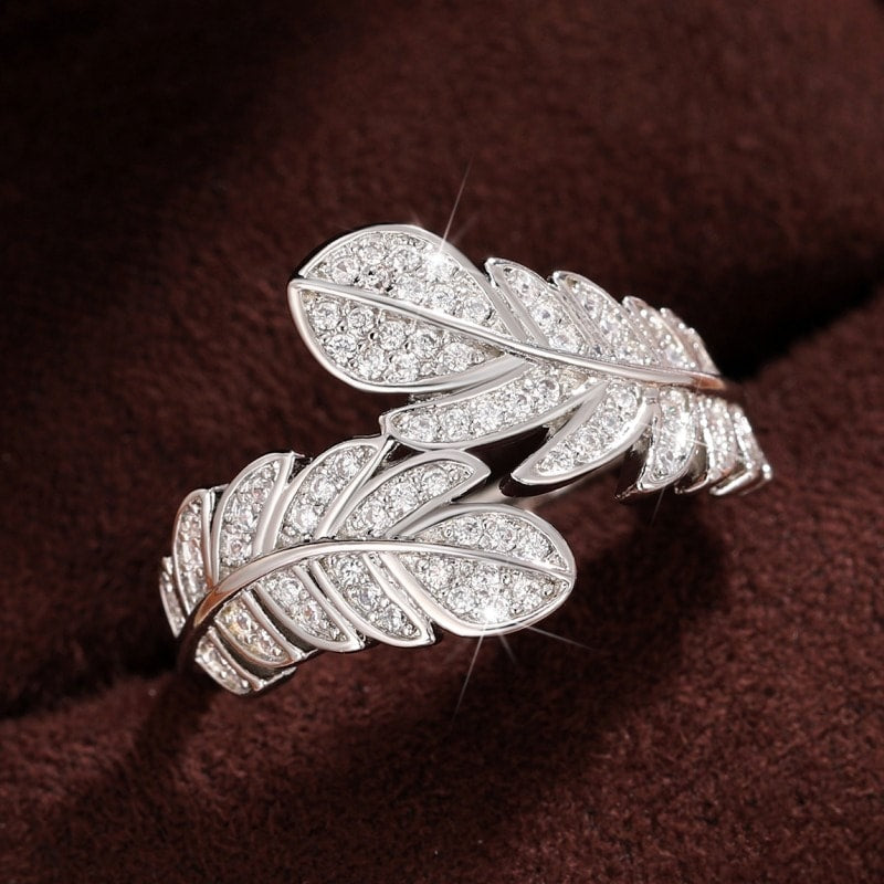 Inel argintiu, forma de pana, cu pietre din zirconiu, Francy C11