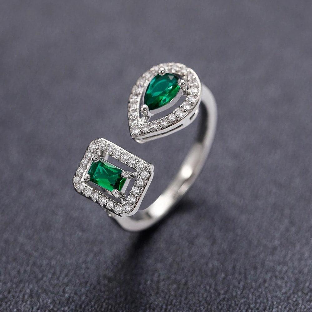 Inel argintiu, reglabil, cu pietre verzi din zirconiu, Aleksandra C17 - Pursehuit.ro